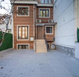 Buyukcekmece Apartment | Cozy 1BR with Inviting Balcony