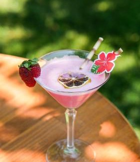 Arnavutkoy Hotel | Navy Inn & Bungalows