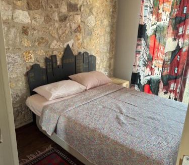Ayvalik City Center Apartment | The Old Stone House