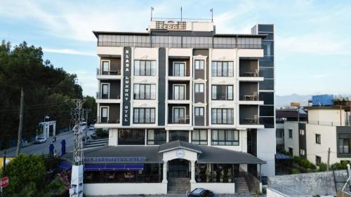 Ulucinar Hotel | Elada Luxury Otel