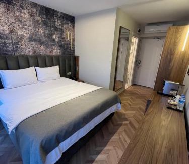 Cagaloglu Hotel | Iris Han Hotel