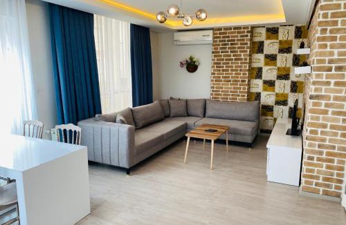 Konyaalti Apartment | Royal Loft Suit