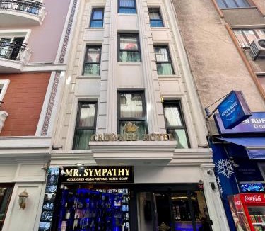 Sirkeci Hotel | Crowned Hotel