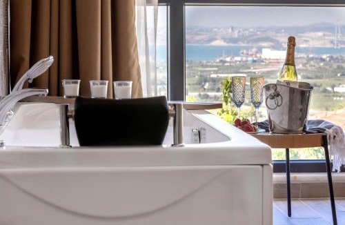 Altinova Hotel | LAGUN CASTLE HOTEL&SPA