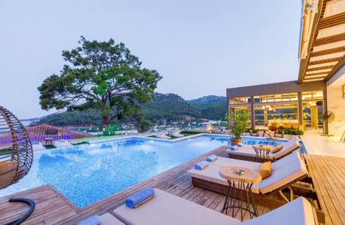 Karaoz Hotel | Melanippe Relaxing Hotel