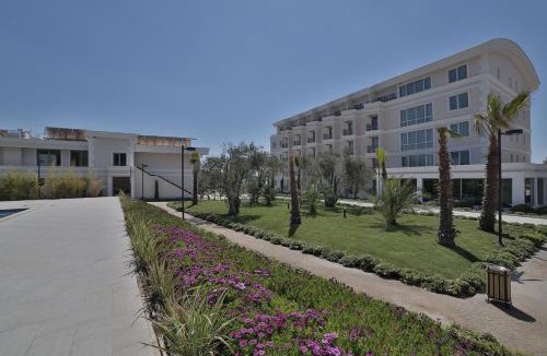 Altinoluk Hotel | Rawda Resort Hotel Altinoluk