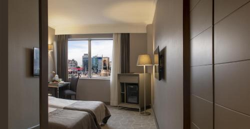 Gumussuyu Mahallesi Hotel | Taksim Square Hotel