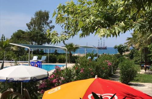Kizilot Hotel | Hotel Grün