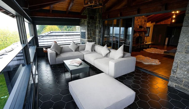Cathan Art Hotel