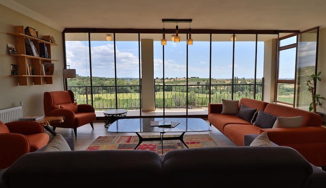 Dessera Vineyards Hotel