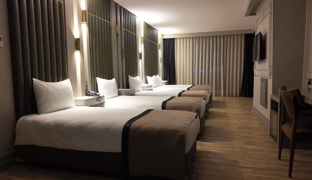 Lala Grand Hotel