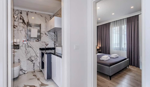 Etiz Hotels & Residences