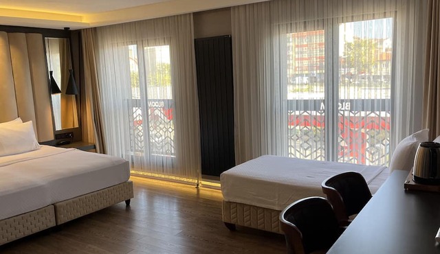 Bloom Suite