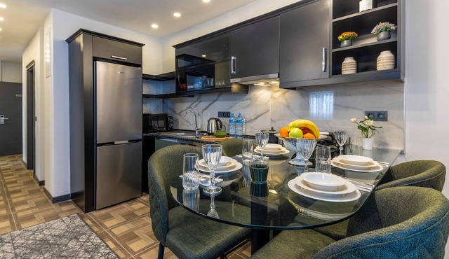 BayMari Suites City Life