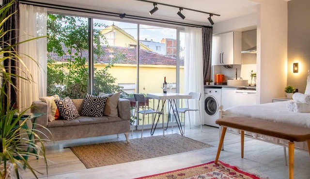 Invigorating Studio Flat near Kordon in Alsancak in Izmir