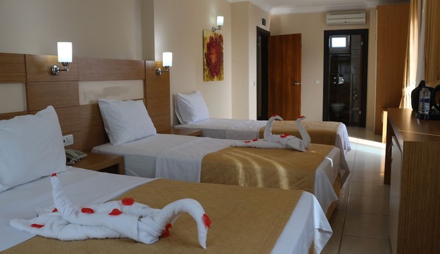 Green House City Hotel