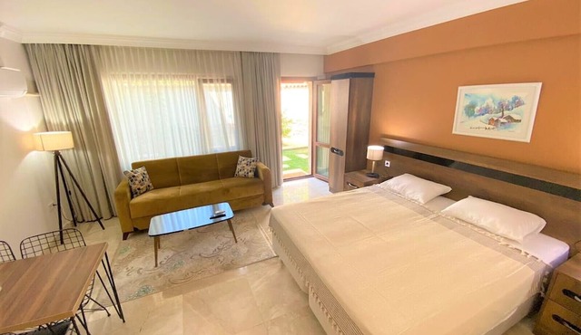 Guney Urla Suites