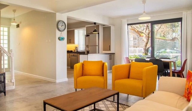 Fully Furnished and Stylish Villa in Izmir