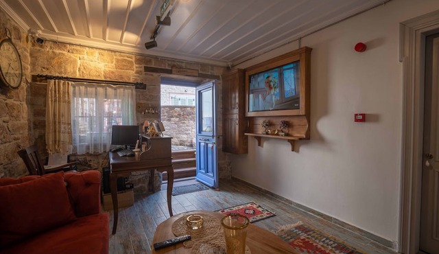 Cunda Alesta Otel