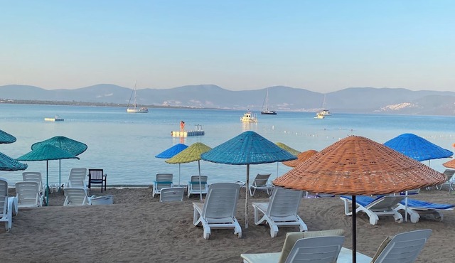 Stunning three bed villa with private pool, Altinkum in Altinkum