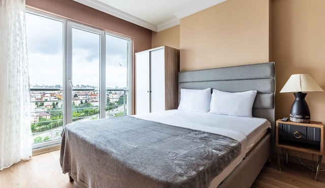 Studio Flat w City View 5 min to Emaar Square in Istanbul