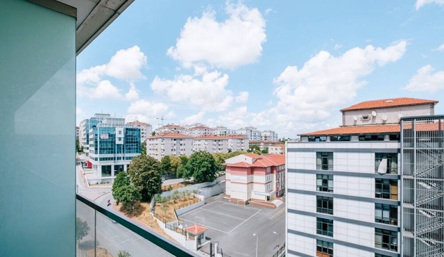 Studio Residence w Balcony Near Metro and Malls in Istanbul