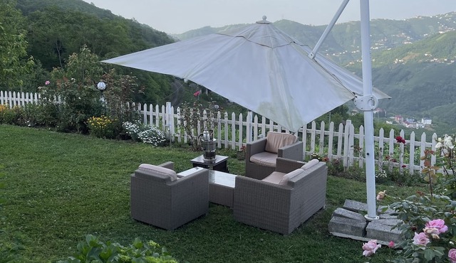 Doğa temiz hava kuş sesleri ve yeşilin içinde tamamen müstakil