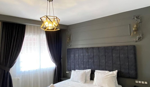 Grandmer Suit Otel