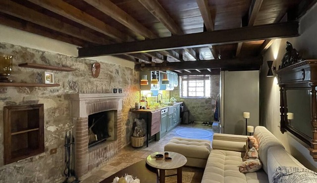 Cheerful, Greek rooted Ayvalık townhouse in Balikesir