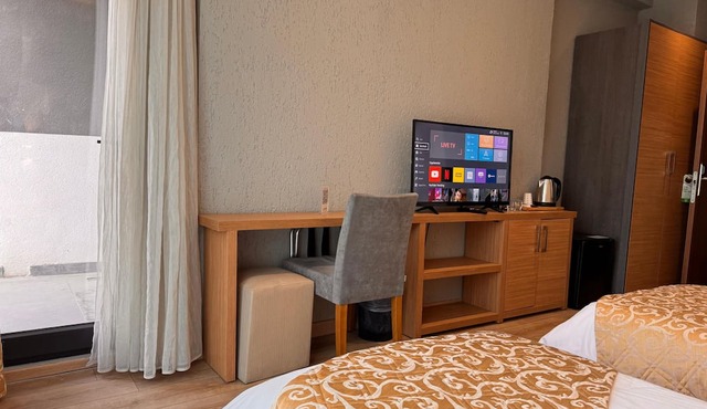 INN PORT HOTEL