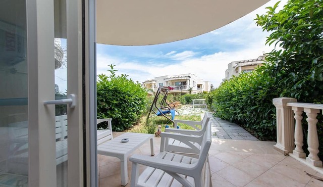 Private House with Pool and Garden in Mugla in Milas