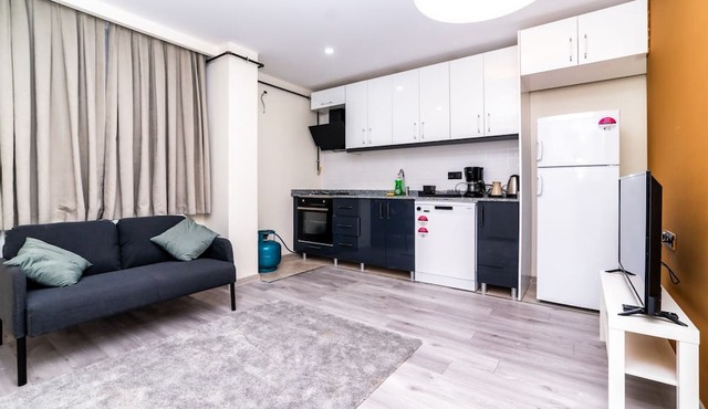Charming Flat 2 min to Beach in Antalya in Antalya