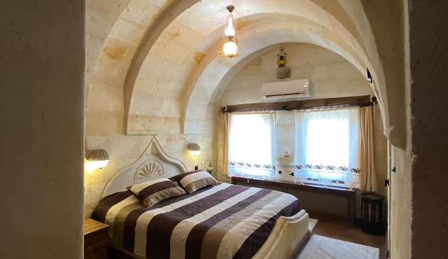 Cevizli Konak- Arch Suite Room