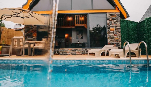 ROSE SAPANCA STONE HOUSE SAPANCA DA Kİ EVİNİZ DOĞA VE GÖLE ÇOK YAKIN