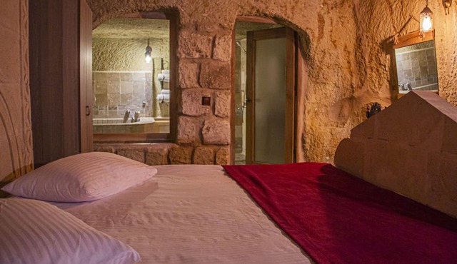 Ottoman Cave Junior
