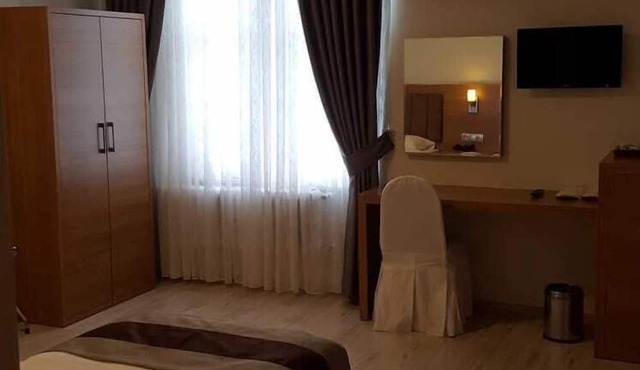 Engin Hotel