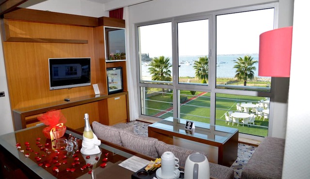Hotel Hegsagone Marine Asia in Darica