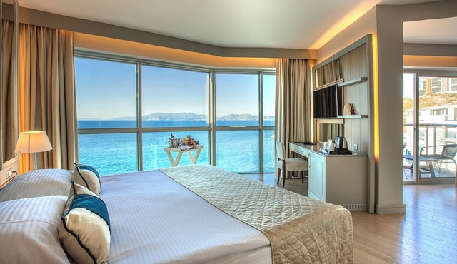 Charisma De Luxe Hotel in Kusadasi