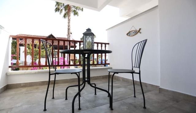 Alp Suites Limon