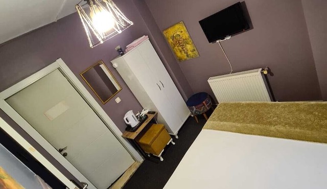 Retro Suites