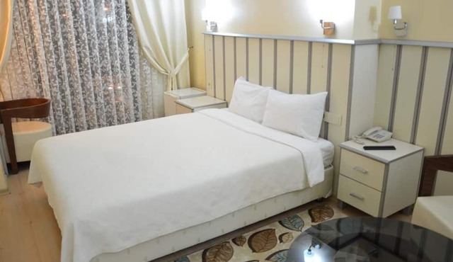 Remay Hotel