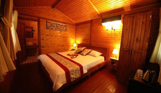Eden Bungalows and Beach