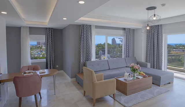 Greenwood Suites Resort