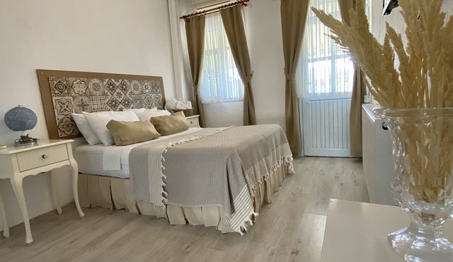 Alasonya Otel Alacati by Lamira in Cesme