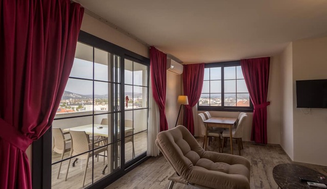 Deniz Otel