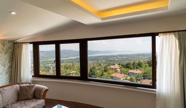 Motali Life Hotel