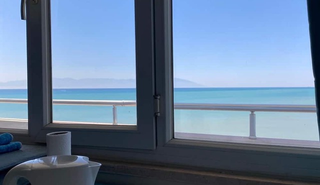 ABAŞ MASMAVİ OTEL