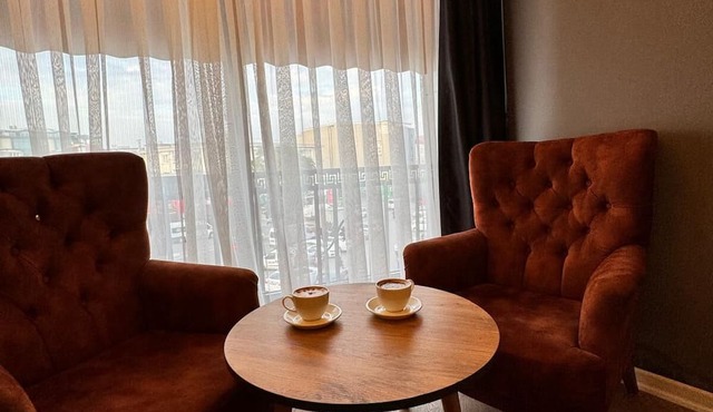Viv City Hotel