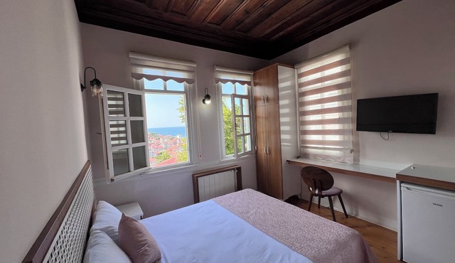 Demiröz Konak Otel in Inebolu