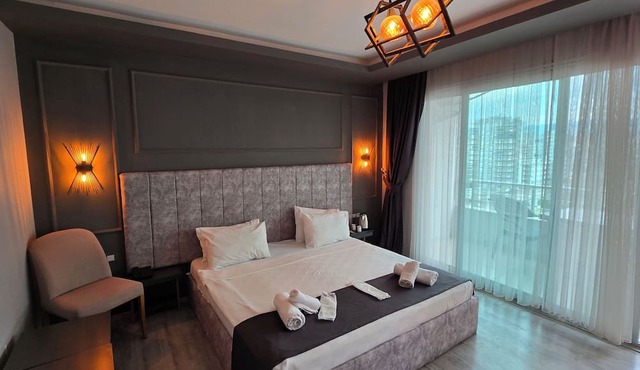 Wenirvana Suits Hotel